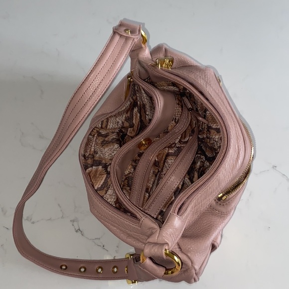 Stone Mountain Bag Purse 85% leather crossbody Rose 14” x 22” - Picture 11 of 13